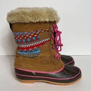 Women’s Khombu Sweater Duck Boots. Size 4. JY1299